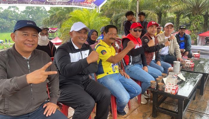 Kejuaraan Super Grasstrack di Kebuntebu Dihadiri Ratusan Peserta Dari Berbagai Provinsi