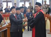 Dilantik, Tiga Pimpinan DPRD Lampung Barat Ambil Sumpah Satu Wajah Baru. Baca!!