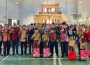 2.576 Seragam Gratis Tingkat SD dan SMP Sederajad Dibagikan di Tiga Kecamatan