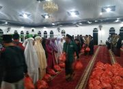 DKM Masjid Agung Baiturrahim dan Ranting NU Way Mengaku Bagi Sembako Peringati Hari Santri Nasional