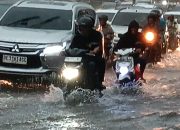 Kepungan Banjir di Bandar Lampung Rusak Sejumlah Fasiltas Hingga Kemacetan