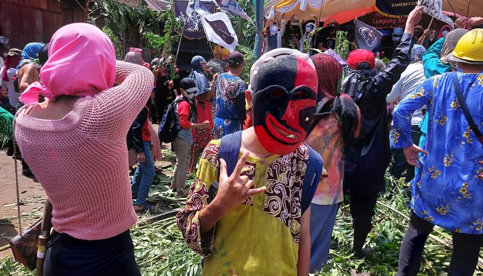 Pasca Musibah Kebakaran, Kegiatan Pesta Sekura 2 Syawal di Pekon Sukabumi Sepakat Dibatalkan