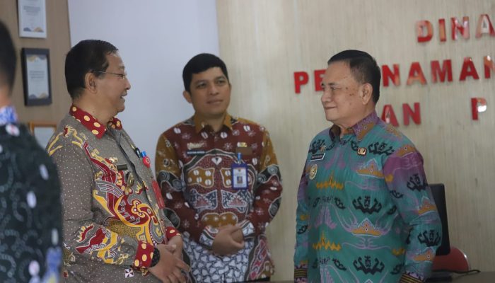 Sidak di Kecamatan Balikbukit, MPP dan Dinas PTSP, Mad Hasnurin Berang Pegawai Masih Ada Yang Tidak Disiplin