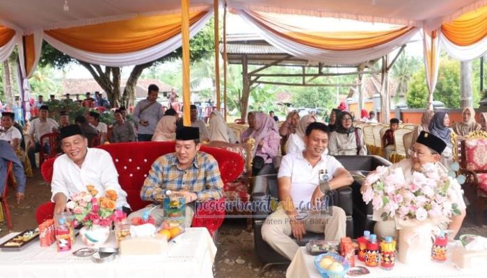 Anggota DPRD Mat Muhizar Hadir Acara Halal Bihalal Di Rumah Wakil Bupati