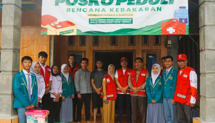 Ketua PMI Lampung Barat Edi Novial Serahkan Bantuan Korban Kebakaran di Pekon Sukabumi dan Gunung Sugih