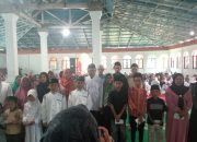 UPZ Masjid Ar-Rahman Berbagi Kepada Lansia dan Anak Yatim