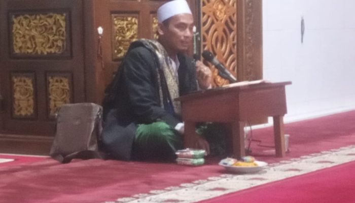 Rutin Dzikir, Ust Hernadi: Waspadai Tiga Faktor Yang Dapat Merusak Agama