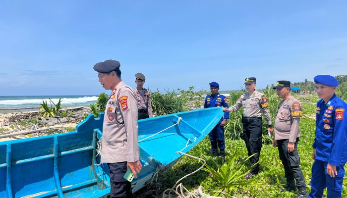 Terseret Ombak Hendak Melaut, Satu Nelayan Belum Ditemukan di Perairan Bangun Negera Pesisir Barat Lampung