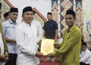 Gerakan Sehari Khatam Al-Qur’an Capai 1.265 Khataman di Lampung Barat, Sekakigus Launching Zakat