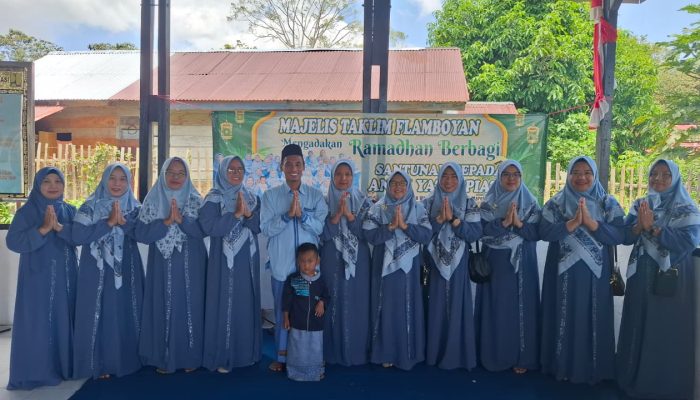 Majelis Taklim Flamboyan Berbagi Santunan untuk Anak Yatim di Bulan Suci Ramadhan