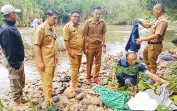 Naas!! Mandi di Sungai Way Semangka Pekon Kenali Dua Bocah Hanyut