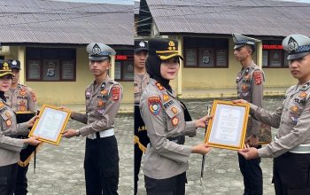 Dua Personil Polres Pesisir Barat Dapat Penghargaan, Usai Selamatkan Balita Tenggelam