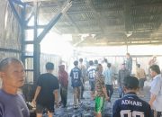 Kebakaran Landa TPA Padang Cahya, Kerugian Ditaksir Capai Rp300 Juta