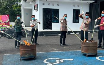 Telah Inkracht 31 Barang Bukti di Kejari Lampung Barat di Musnahkan