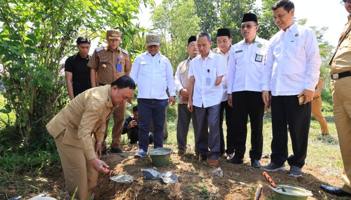 Pembangunan Kantor Layanan Haji dan Umroh Lampung Barat Dimulai