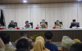 Dampak Abu Vulkanik dan Kemarau Bupati Lambar Bagi Tugas OPD Untuk Mengatasinya