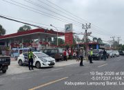 Muncul Keluhan, Sat Lantas Polres Lampung Barat Sigap Urai Kemacetan di SPBU Kembang Batubrak