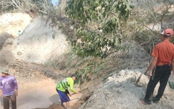 Way Tipon Pekon Kegeringan Tertutup Longsor Tiga Hektar Sawah Terendam, Warga Minta Alat Berat Turun