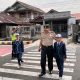 Tingkatkan Pelayanan Pagi Hari, Wakapolres Lampung Barat Pimpin dan Tinjau Langsung Pengamanan Rawan Pagi di MTsN 1 Liwa